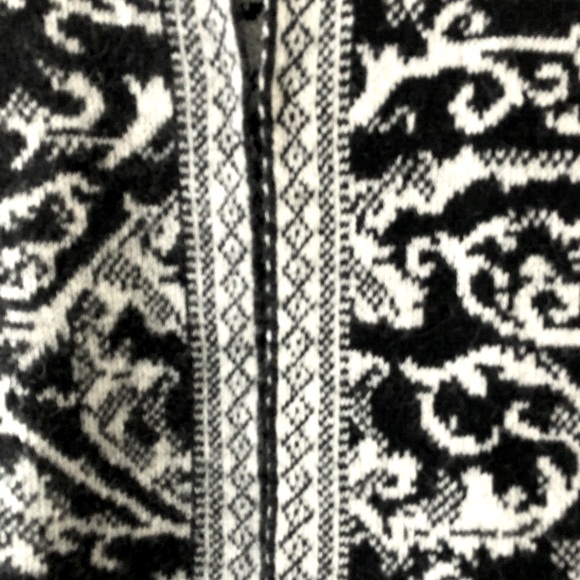 A. IDA open front wool blend cardigan, size M - Picture 4 of 10